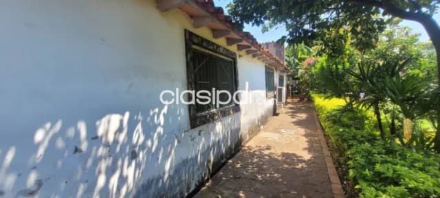 Casa en ita - barrio san antonio con quincho y tatakua, foto 4