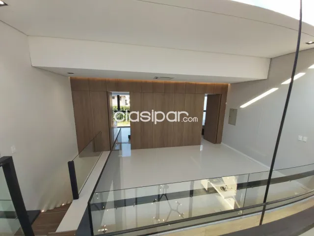 Bº mburucuya, elegante ubicación: Impecable casa pareada, 270 m2, 3 dormit, quincho, jard, foto 4