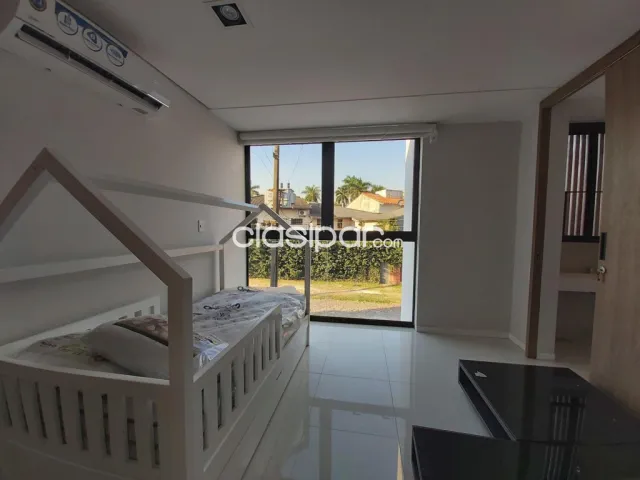 Bº mburucuya, elegante ubicación: Impecable casa pareada, 270 m2, 3 dormit, quincho, jard, foto 5