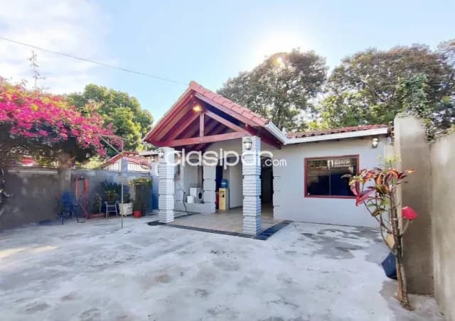 Casa en lambare - cuatro mojones 4 dormitorios cerca cacique, foto 4