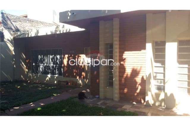 Asunción, Barrio Herrera - Terreno en venta de 372 m2 con casa para demoler o refaccionar