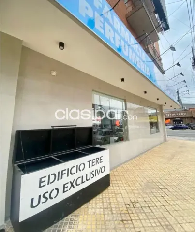 En Alquiler Salón Comercial en Esquina sobre Eusebio Ayala A536, foto 3