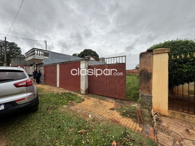 Oferta Terreno en Luque palma loma 10x27,3 metros con muralla en frente