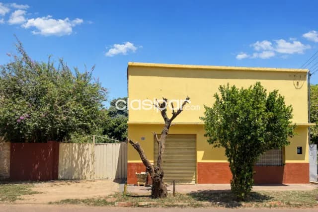 Casa con salón comercial en venta - cnel. Oviedo, foto 3
