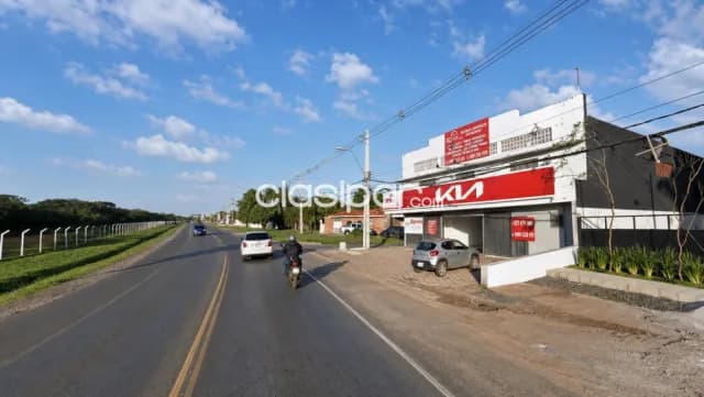 Salón comercial en esquina sobre la av. Elizardo aquino, Luque, foto 4