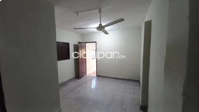 Vendo, casa economica, San Lorenzo centro, entre ruta 1 y ruta 2, foto 4