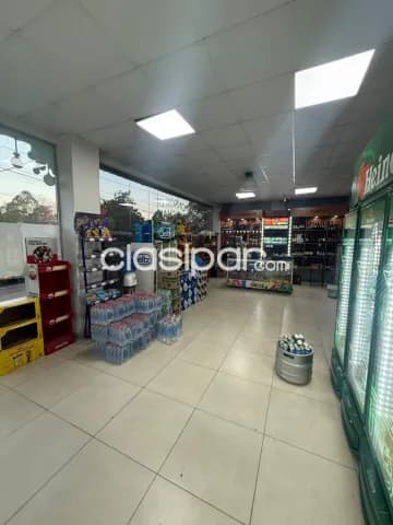 Local comercial con ubicación estrategica, foto 4