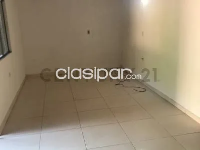 Casa en Venta en Se vende una amplia casa tipo dúplex en la ciudad de Luque, foto 5