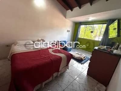 Casa en venta en en venta residencia en Ñemby, foto 4