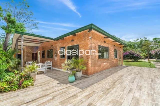 En Venta - Casa de Verano -San Bernardino, Cordillera, Paraguay, foto 3