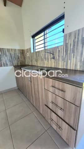 Casa en Luque/Limpio | 2 Dormitorios | Terreno 360 m² | Gs. 269 Millones, foto 3