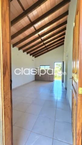 Casa en Luque/Limpio | 2 Dormitorios | Terreno 360 m² | Gs. 269 Millones, foto 4