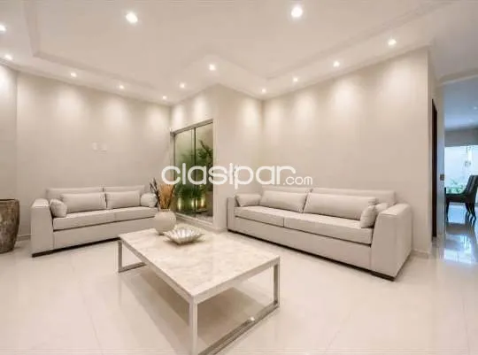 San Lorenzo, shop Pinedo: Impecable casa dúplex, 3 dormit, jardín, terminación superior, foto 3