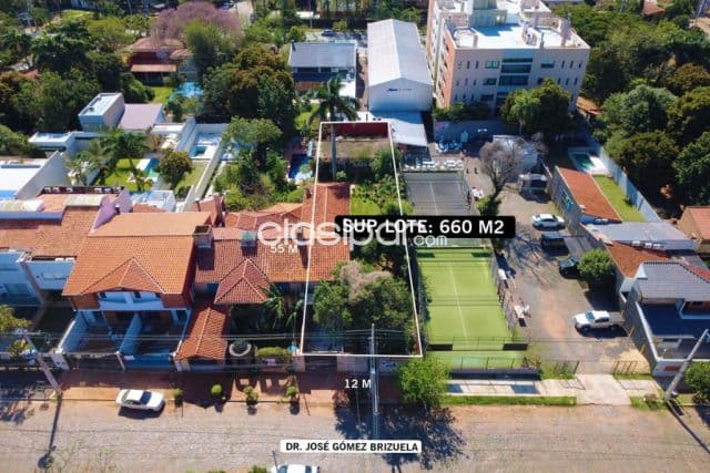 Terreno de 660 m2 en barrio mburucuyá!!