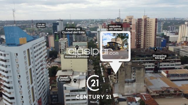 Esquina en el centro de Ciudad del Este