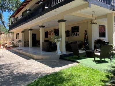 En alquiler - casa amplia en San Bernardino