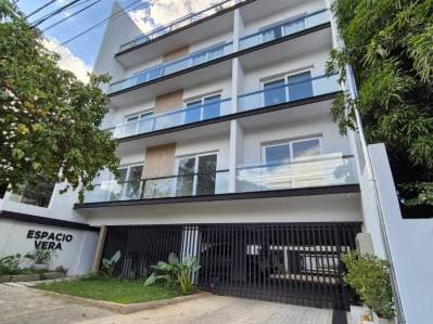Vendo departamento de un dormitorio en espacio vera barrio ykua sati, asuncion!