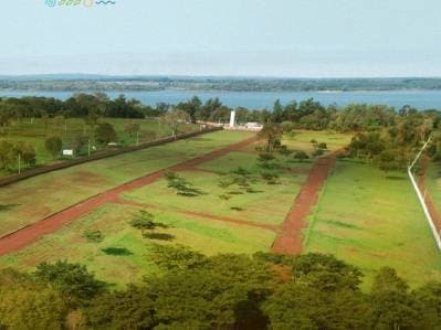 Lotes en Exclusivo Barrio Residencial con Playa al Paraná