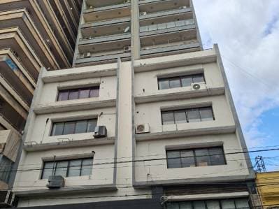 En venta amplio departamento en el corazon de asuncion