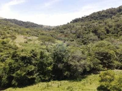 Vendo terreno en atyra