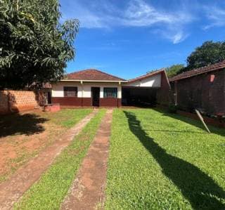 Casa a buen precio en Encarnación