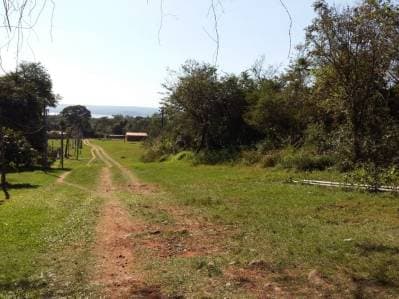 En venta dos terrenos con vista al lago ypacarai