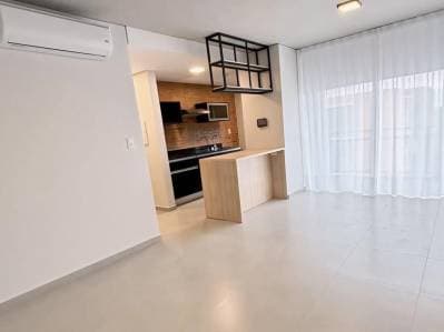 Alquilo depto de 2 habitaciones con 2 baños y 2 cocheras en Insignia Soho 2