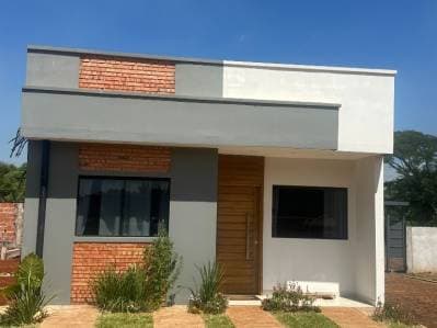 Tu casa propia en condominio privado a minutos del centro de encarnacion