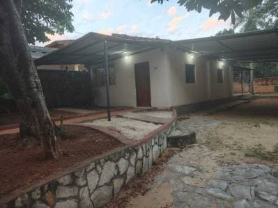 Vendo casa en Villa Elisa