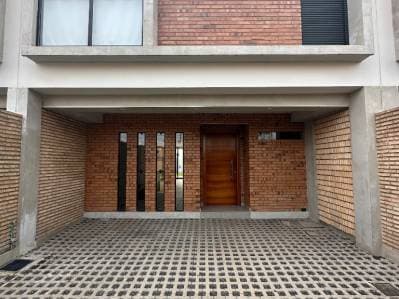 En venta – 4 dúplex con renta activa en loma merlo, Luque