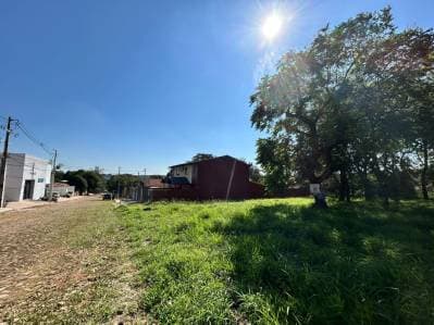 Terreno en zona residencial en venta gs. 350.000.000