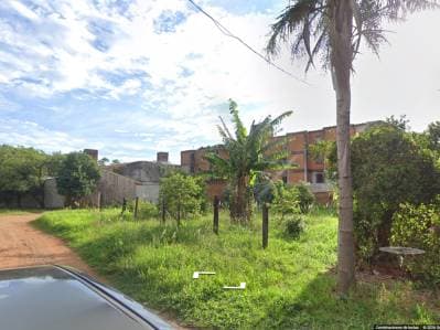 Terreno triangular en esquina, perfecto para duplex
