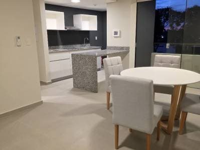 ALQUILO – Departamento a estrenar de 2 dormitorios en INSIGNIA 06, zona CIT