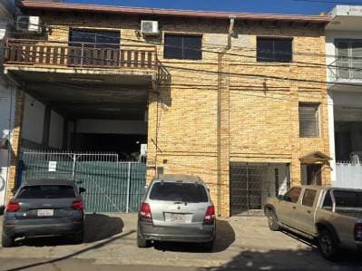 Alquilo Departamento de 2 Dormitorios en Barrio Los Laureles