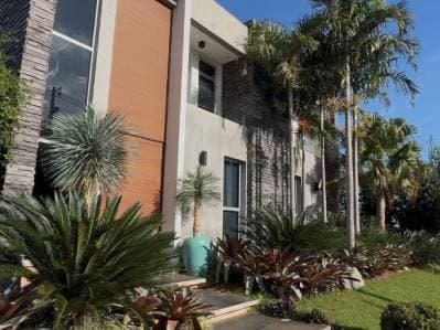 Alquilo Casa Amoblada en Aqua Village San Bernardino