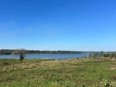 Terreno exclusivo con salida directa al rio