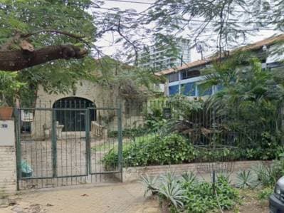Vendo propiedad en el corazon del barrio Las Mercedes