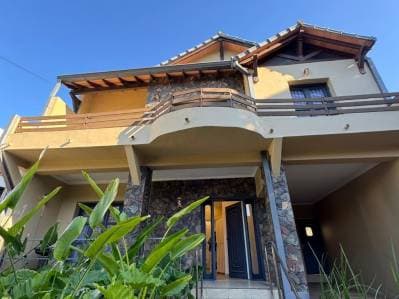 Casa en Venta – Barrio Mariscal Estigarribia, Asunción