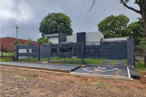 Vendo Casa en Capiata zona centrica