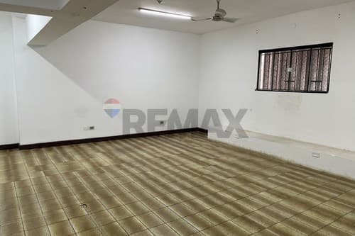 Oficina en alquiler | zona centro – catedral