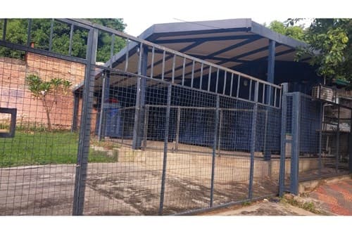 Local comercial en lambare excelente ubicacion