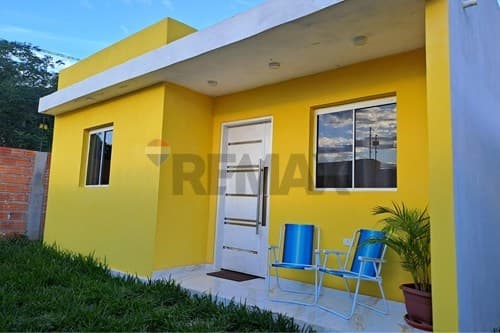 Vendo - casa amoblada -limpio, barrio salado