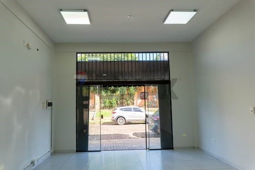 Salón Comercial en Alquiler