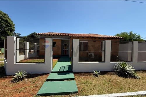 Vendo Casa en San Lorenzo - Zona Coca Cola