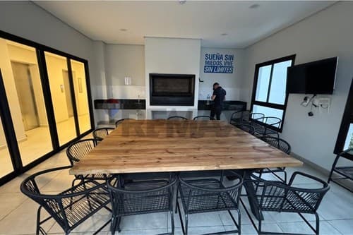¡Tu nuevo hogar en el corazón de Ciudad del Este!