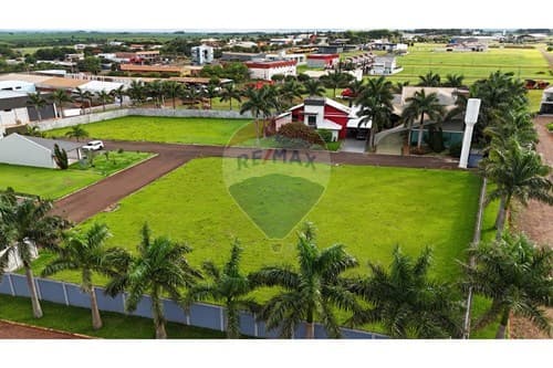 "Invierte en Lujo Urbano en Santa Rita, Paraguay"