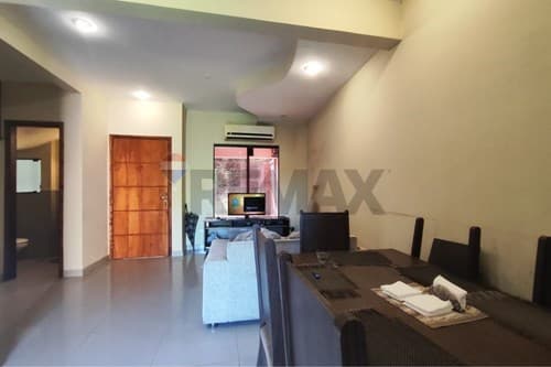 Duplex 3 dormitorios + area de servicio en lambare