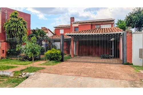 Alquilo casa en Fernando de la Mora Zona Norte