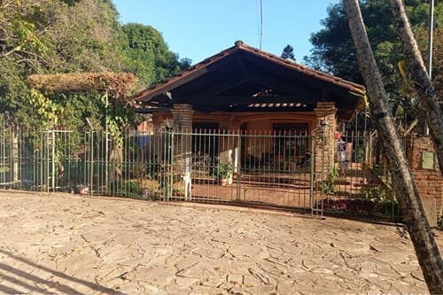Venta de casa en el centro de Altos