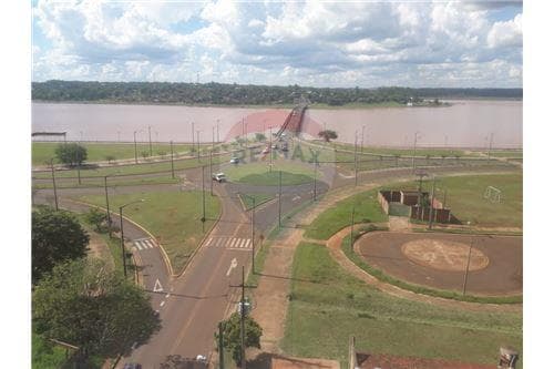 Edificio a terminar en zona costanera bolik